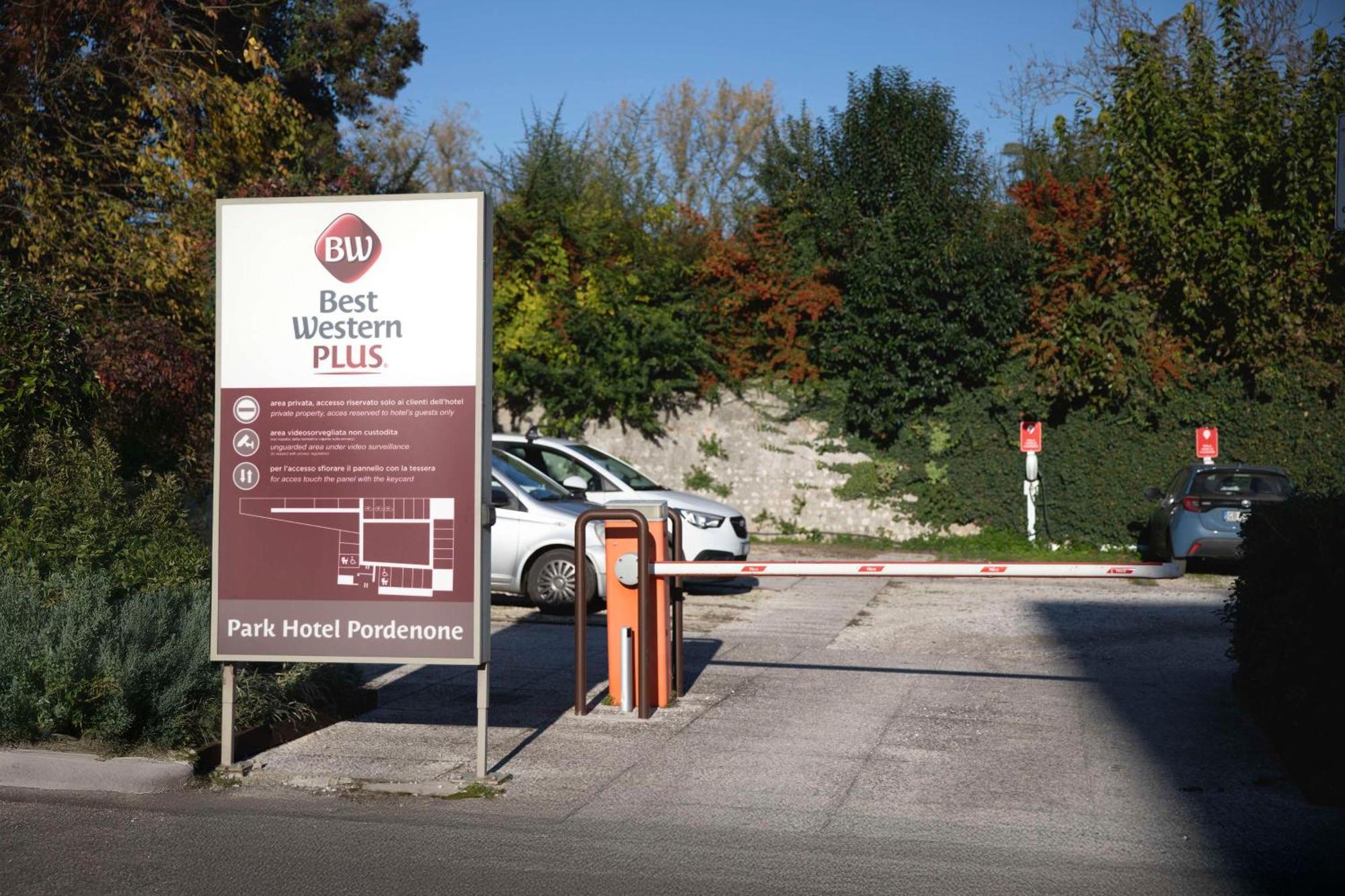 Best Western Plus Park Hotel Pordenone Exterior foto